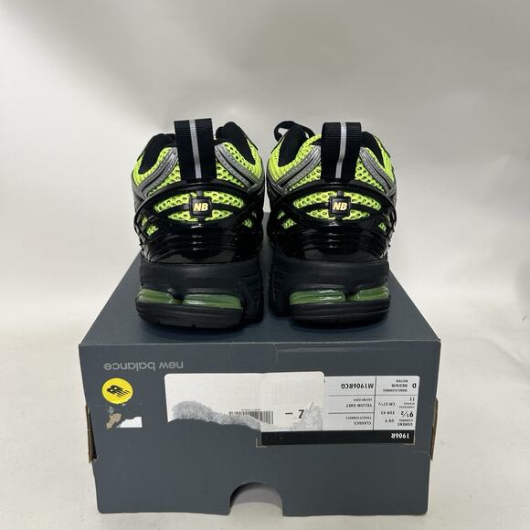 New Balance 1906R “Volt Black Silver” M1906RCG main image 4